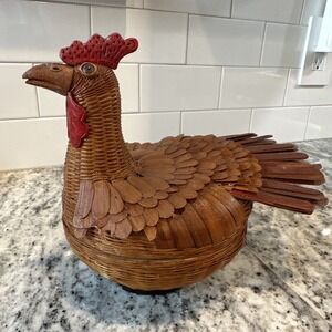 Rooster Wicker Rattan Handmadr Removable Adjustable RARE 70s Vtg